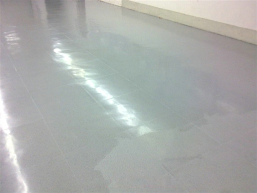 环氧树脂自流平型防静电地板漆
